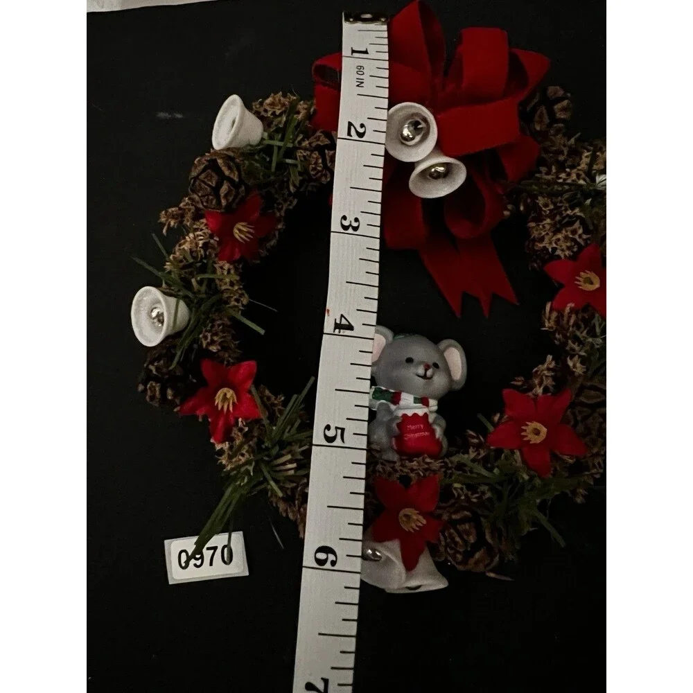 Vintage Christmas  Wreath Decoration mouse bow  pinecones 6